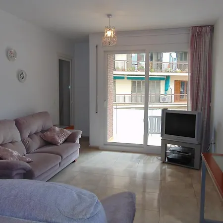 Riera Apartment *